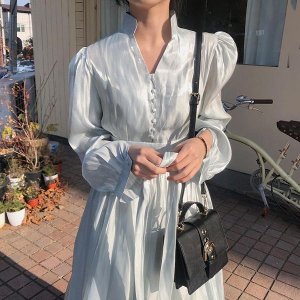 casual dresses elegant spring design satin puff sleeve a-line dress women v-neck high waist button bandage vintage long chic lady, Black;gray
casual dresses elegant spring design satin puff sleeve a-line dress women v-neck high waist button bandage vintage long chic lady, Black;gray