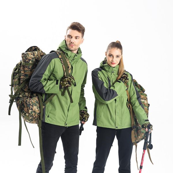 2020 winter outdoor jackets custom logo two-piece windproof plus velvet warm three-in-one work clothes custom printing, Blue;black
2020 winter outdoor jackets custom logo two-piece windproof plus velvet warm three-in-one work clothes custom printing, Blue;black