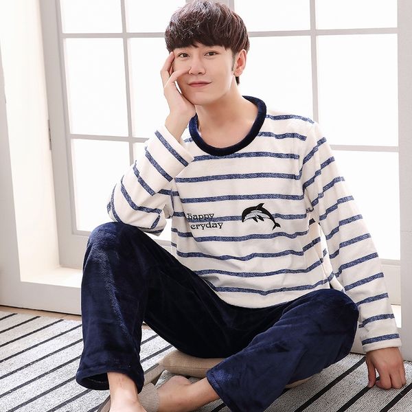 pajama set men o-neck long sleeve striped comfortable warm flannel mens pajamas plus size xxxl korean style home clothing casual 201125, Black;brown
pajama set men o-neck long sleeve striped comfortable warm flannel mens pajamas plus size xxxl korean style home clothing casual 201125, Black;brown