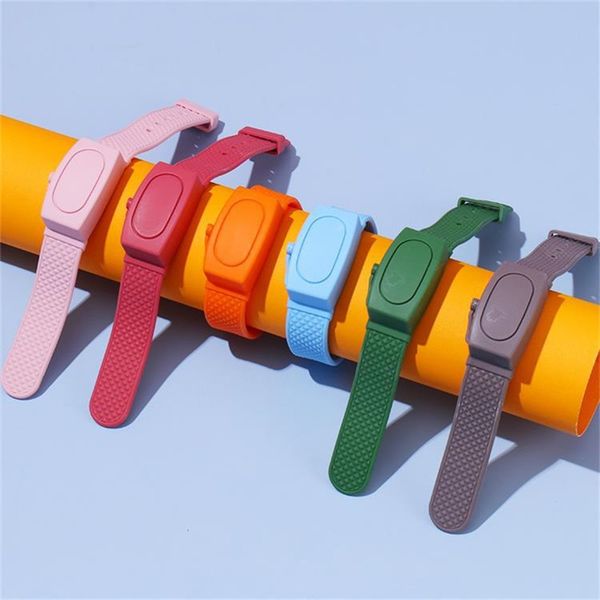 hand sanitizer dispenser wristband portable silicone extrusion liquid soap dispensing cute bracelet bathroom children bracelets 6wh g2
hand sanitizer dispenser wristband portable silicone extrusion liquid soap dispensing cute bracelet bathroom children bracelets 6wh g2