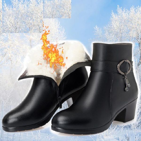 plus size 35-43 genuine leather snow boots women zip nature wool warm winter boots female zipper fashion ankle, Black
plus size 35-43 genuine leather snow boots women zip nature wool warm winter boots female zipper fashion ankle, Black