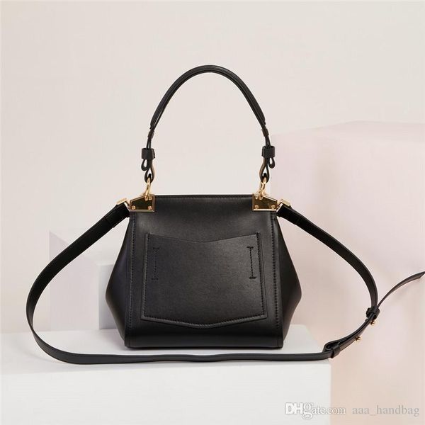 stars with the same paragraph high-end ladies zb luxury leather bag symbol of successful women guarantee designer classic style
stars with the same paragraph high-end ladies zb luxury leather bag symbol of successful women guarantee designer classic style