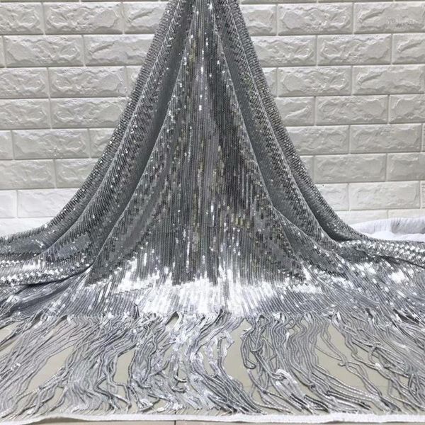 latest african laces 2019 glitter sequin lace fabric with tassel silver nigerian lace fabrics robe dentelle femme 5yard/setaj-1, Black;white
latest african laces 2019 glitter sequin lace fabric with tassel silver nigerian lace fabrics robe dentelle femme 5yard/setaj-1, Black;white