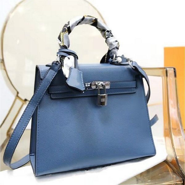 famous name fashion handbag retro various color sizes classic lock catch simplicity inclined shoulder kelly bag handbag luxurys designers
famous name fashion handbag retro various color sizes classic lock catch simplicity inclined shoulder kelly bag handbag luxurys designers