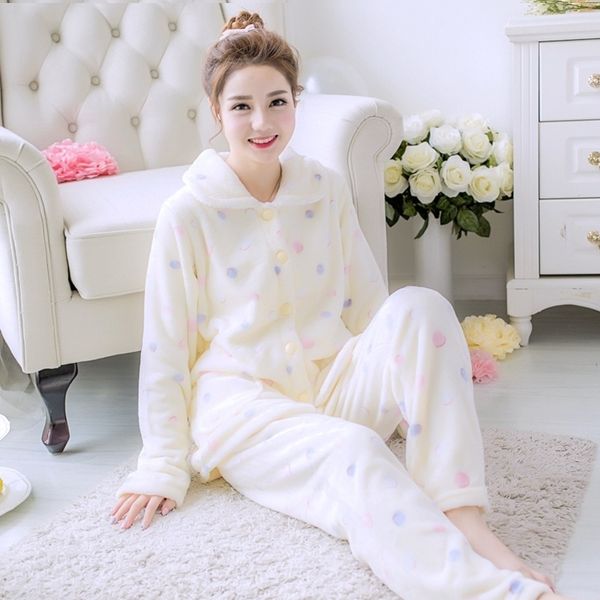 casual flannel 2pcs sleep set pijamas lady pajamas suit sleepwear homewear coral fleece winter warm nightwear home clothing 210203, Black;red
casual flannel 2pcs sleep set pijamas lady pajamas suit sleepwear homewear coral fleece winter warm nightwear home clothing 210203, Black;red