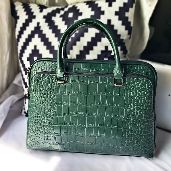 2020 new women's leather shoulder bags for 14.6" computer handbags women commuting work office briefcase ladies bag c0121
2020 new women's leather shoulder bags for 14.6" computer handbags women commuting work office briefcase ladies bag c0121