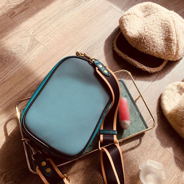 fashion designer luxury women bags shoulder bags women crossbody bag high-quality genuine leather casual wild shopping four color
fashion designer luxury women bags shoulder bags women crossbody bag high-quality genuine leather casual wild shopping four color