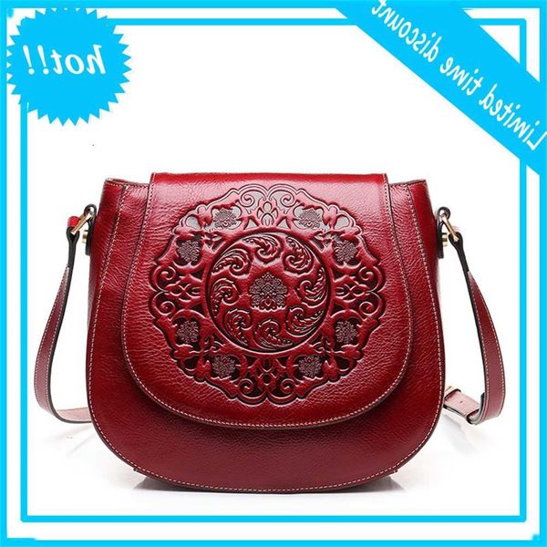 new head straddle women's single shoulder large capacity bucket chinese style red leather bag
new head straddle women's single shoulder large capacity bucket chinese style red leather bag