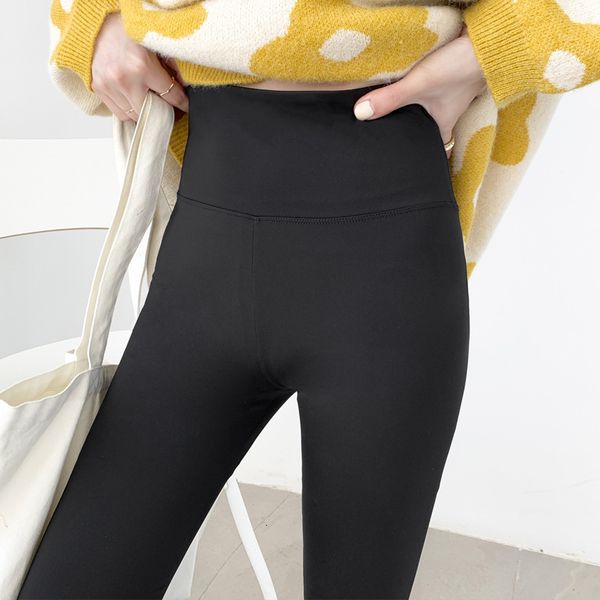 black leggings for women's spring wear 2020 new single layer liquid tight barbie yoga pants
black leggings for women's spring wear 2020 new single layer liquid tight barbie yoga pants