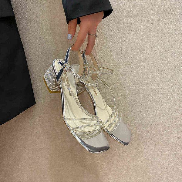 women's sandals 518-1 sandal's thick heels summer 2022 middle heel fairy style large and small sandals 32-43, Black
women's sandals 518-1 sandal's thick heels summer 2022 middle heel fairy style large and small sandals 32-43, Black