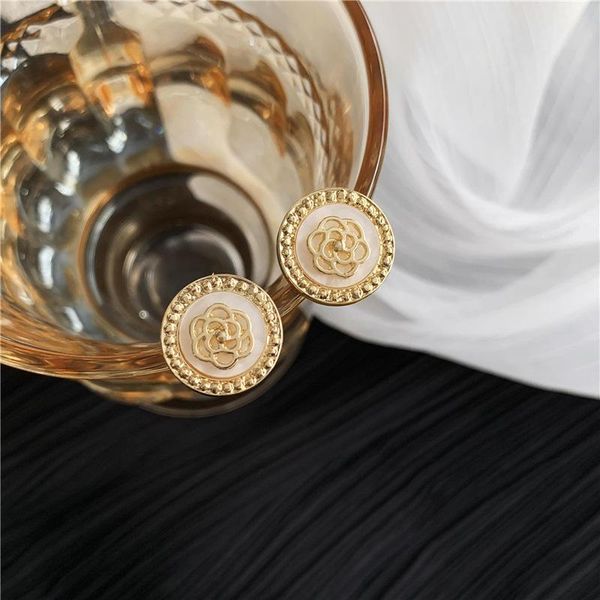 stud korean high-end flower love earrings girly fashion white jewelry design sense statement for women., Golden;silver
stud korean high-end flower love earrings girly fashion white jewelry design sense statement for women., Golden;silver