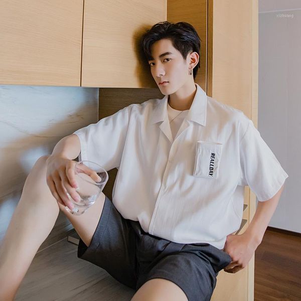 men's casual shirts ewq / men's wear white short sleeve shirt 2021 summer fashion loose removable cigarette pocket oversize famal, White;black
men's casual shirts ewq / men's wear white short sleeve shirt 2021 summer fashion loose removable cigarette pocket oversize famal, White;black