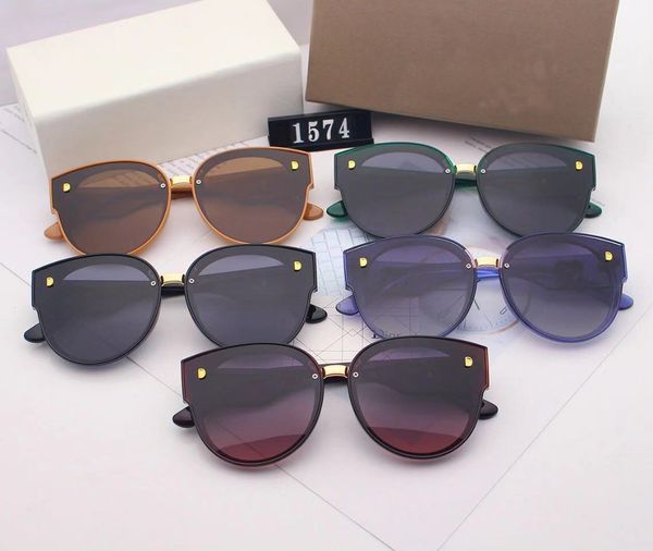 2021 sunglasses uv protection gift selectionfashionable versatile both men and women, White;black
2021 sunglasses uv protection gift selectionfashionable versatile both men and women, White;black