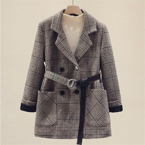 2021 new autumn winter women's jacket plaid wool blends vintage double breasted woolen coat with belt outerwear ladies p911, Black
2021 new autumn winter women's jacket plaid wool blends vintage double breasted woolen coat with belt outerwear ladies p911, Black