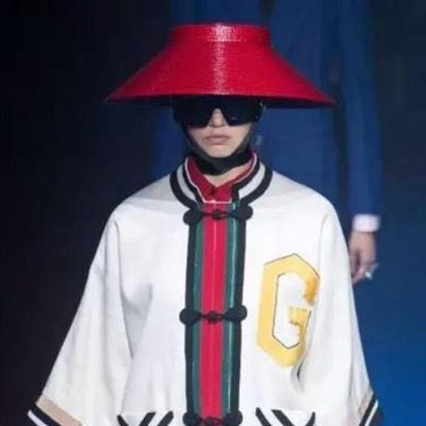 2020 новые мелкие верхние большие карнизы 100% шерстяной главную шапку вогнутую формы сопутствующие почувствовал, что большие края fedoras, Black;white
2020 новые мелкие верхние большие карнизы 100% шерстяной главную шапку вогнутую формы сопутствующие почувствовал, что большие края fedoras, Black;white