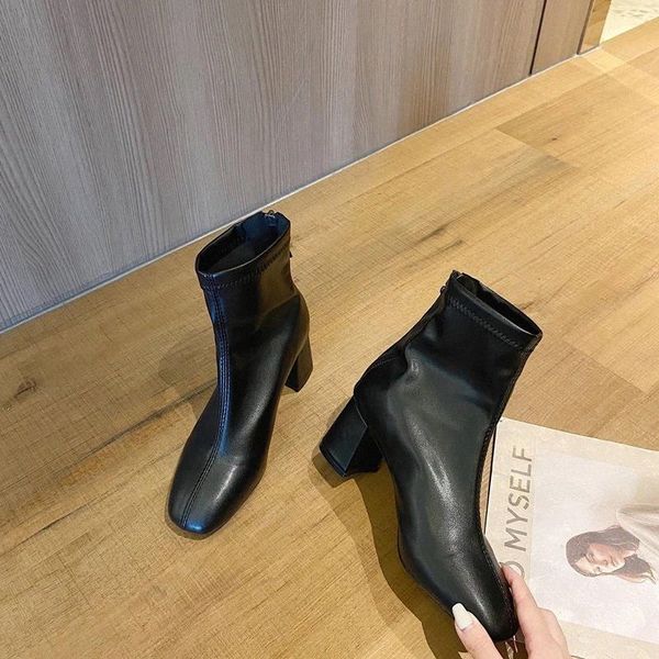 white short boots women's thick heel 2020 new high-heeled shoes back zipper temperament all-match internet celebrity fashion #ns1h
white short boots women's thick heel 2020 new high-heeled shoes back zipper temperament all-match internet celebrity fashion #ns1h