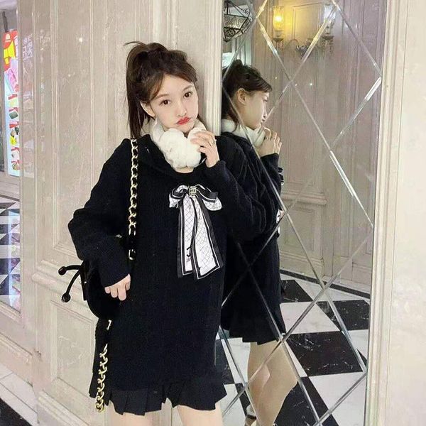 2020 winter new bow design red sweater women loose wear versatile gentle style sweater s-xl, White;black
2020 winter new bow design red sweater women loose wear versatile gentle style sweater s-xl, White;black