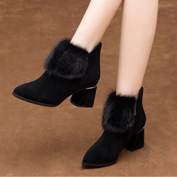 fhanchu 2022 genuine rabbit fur women short bootsplush winter shoespointed toemid block heel ankle botasvogue blackdropship, Black
fhanchu 2022 genuine rabbit fur women short bootsplush winter shoespointed toemid block heel ankle botasvogue blackdropship, Black