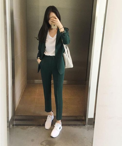 two piece dress women's suit 2021 autumn and winter fashion professional black slim temperament pantsuit1, White
two piece dress women's suit 2021 autumn and winter fashion professional black slim temperament pantsuit1, White