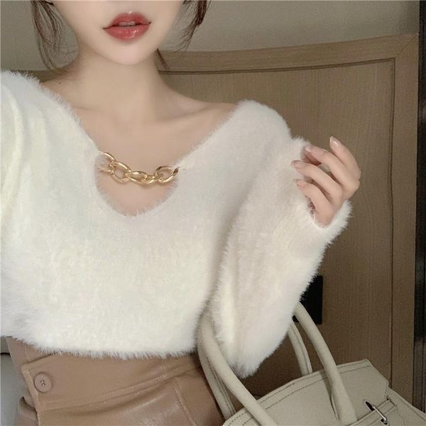 white short v-neck sweater women's new autumn and winter loose korean soft lazy wind knitted top, White;black
white short v-neck sweater women's new autumn and winter loose korean soft lazy wind knitted top, White;black