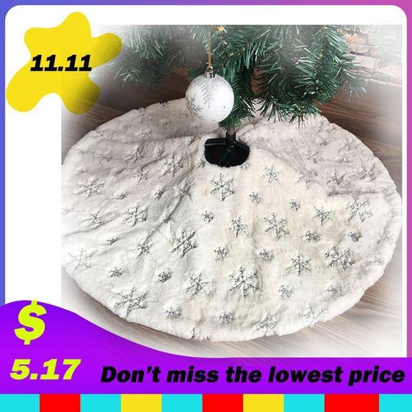 90-122cm snow plush christmas tree skirts cloth base floor mat cover xmas party decoratio embroidered snowflake home party1
90-122cm snow plush christmas tree skirts cloth base floor mat cover xmas party decoratio embroidered snowflake home party1