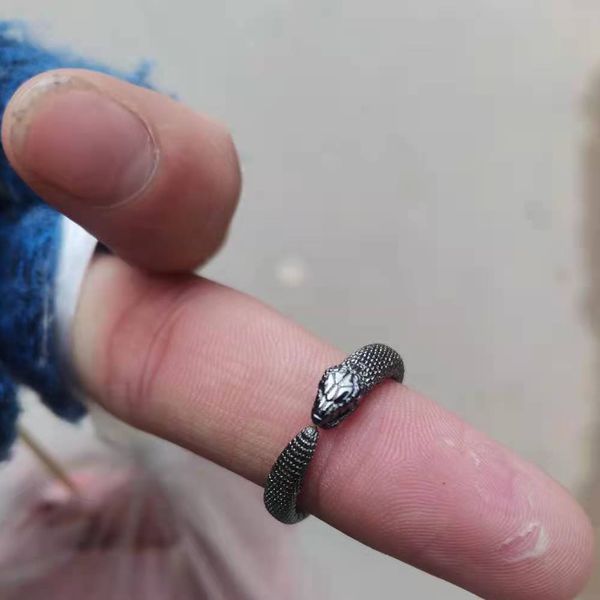 new design darkly pioneer 925 silver ring ouroboros snake adjustable ring for men women punk gothic party exquisite jewelry gift
new design darkly pioneer 925 silver ring ouroboros snake adjustable ring for men women punk gothic party exquisite jewelry gift