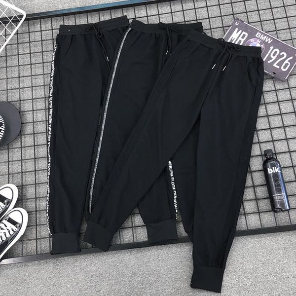 women jogger pants 2020 new spring and autumn black female ankle length pants student teenager girls korean style n47, Black;white
women jogger pants 2020 new spring and autumn black female ankle length pants student teenager girls korean style n47, Black;white
