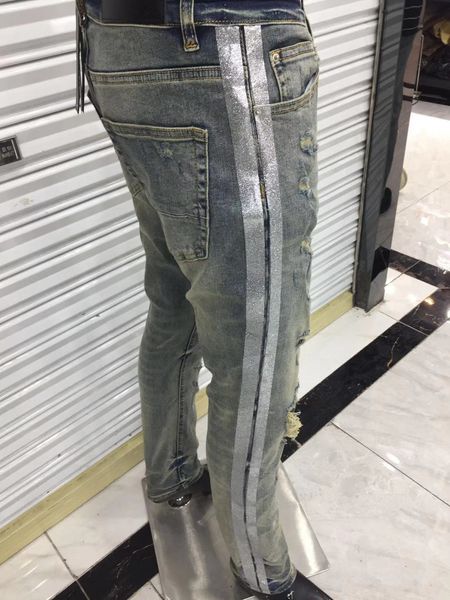 2021 luxury designer mens jeans slim-leg denim fashion cowboy male skinny slim-leg pencil pants classic hip hop sold trousers size 29-40, Blue
2021 luxury designer mens jeans slim-leg denim fashion cowboy male skinny slim-leg pencil pants classic hip hop sold trousers size 29-40, Blue