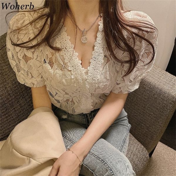 woherb women shirts summer new korean chic clothes vintage v-neck lace hook flower blouses puff sleeve hollow out lj200811, White
woherb women shirts summer new korean chic clothes vintage v-neck lace hook flower blouses puff sleeve hollow out lj200811, White