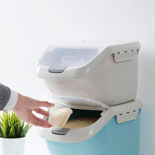 15kg portable rice storage box grain cereal dispenser flip lid organizer sealed grain container organizer for kitchen tools
15kg portable rice storage box grain cereal dispenser flip lid organizer sealed grain container organizer for kitchen tools