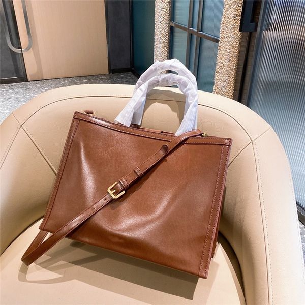 leather large tote bags exquisite line carrying bag women's shopping bag large capacity shoulder bag handbag
leather large tote bags exquisite line carrying bag women's shopping bag large capacity shoulder bag handbag