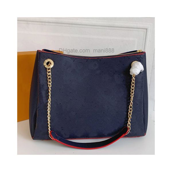 chain handbag woman tote bag real leather hand shoulder bags embossed letter flower large capacity totes travel luggage double layer
chain handbag woman tote bag real leather hand shoulder bags embossed letter flower large capacity totes travel luggage double layer