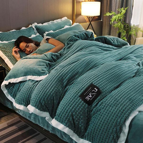 bedding sets milk velvet flannel 3d grid 4pcs set no static decoloring for winter thicken duvet cover pillowcase solid color 2021
bedding sets milk velvet flannel 3d grid 4pcs set no static decoloring for winter thicken duvet cover pillowcase solid color 2021