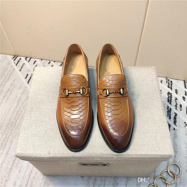 q4 new arrive brand designer mens oxfords england style male flat dress shoes lace up for summer mens flats 22, Black
q4 new arrive brand designer mens oxfords england style male flat dress shoes lace up for summer mens flats 22, Black