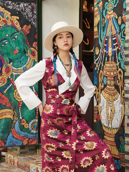 women ethnic clothing tibetan costume female national silk gown long sleeve vintage apparel cheongsam style embroidered elegant robe, Red
women ethnic clothing tibetan costume female national silk gown long sleeve vintage apparel cheongsam style embroidered elegant robe, Red