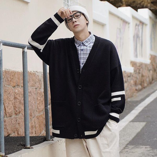 autumn winter cardigan men's warm fashion casual v-neck knitted sweater coat men streetwear korean loose sweater jacket mens1, White;black
autumn winter cardigan men's warm fashion casual v-neck knitted sweater coat men streetwear korean loose sweater jacket mens1, White;black