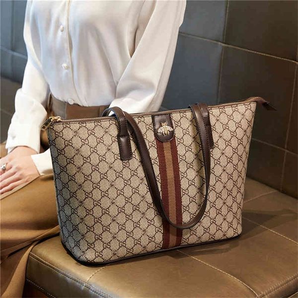 designer sale large capacity large bag women's new korean fashion tote single shoulder versatile hand q8f2
designer sale large capacity large bag women's new korean fashion tote single shoulder versatile hand q8f2
