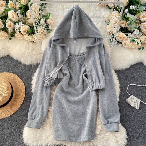 2021 new gentle wear spring suit new women's hooded cardigan jacket short suspender dress trend 63e9, Gray
2021 new gentle wear spring suit new women's hooded cardigan jacket short suspender dress trend 63e9, Gray