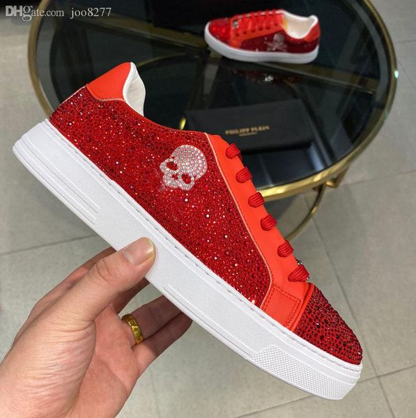 роскошные спортивные дизайнерские кроссовки нижние красные низкосечные замшевые кроссовки для мужчин роскошные туфли на вечеринке свадебные
роскошные спортивные дизайнерские кроссовки нижние красные низкосечные замшевые кроссовки для мужчин роскошные туфли на вечеринке свадебные