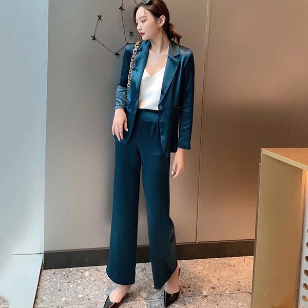 acid suits female elegant vogue of new fund of 2020 autumn capable + comfortable straight canister twinset coat suit q1215, White;black
acid suits female elegant vogue of new fund of 2020 autumn capable + comfortable straight canister twinset coat suit q1215, White;black