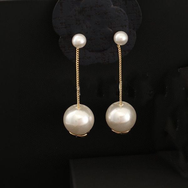 classic pearl pendant earrings fashion earrings for woman s925 silver pin earrings gold-plated jewelry supply
classic pearl pendant earrings fashion earrings for woman s925 silver pin earrings gold-plated jewelry supply