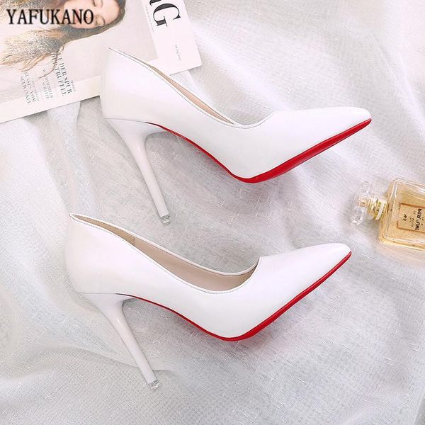 dress shoes fashion red sole pumps stiletto pointed toe patent leather female work shoe white wedding party high heels woman shoes1, Black
dress shoes fashion red sole pumps stiletto pointed toe patent leather female work shoe white wedding party high heels woman shoes1, Black