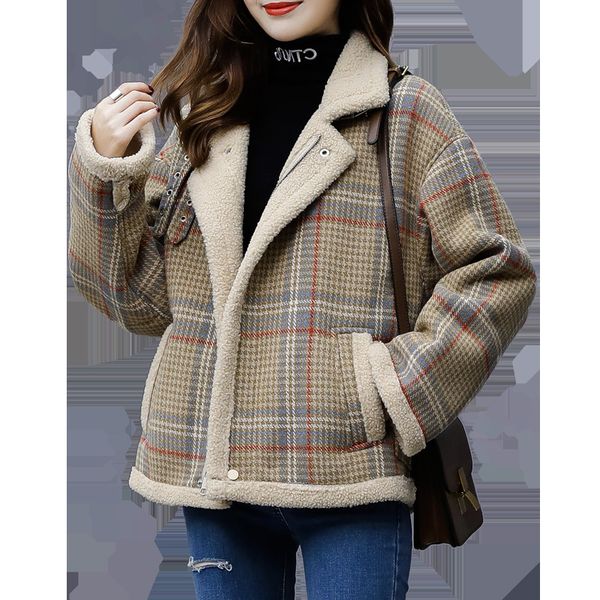 2021 plaid lamb fur coat female new autumn winter short loose woolen padded coats long sleeve women's jackets, Black
2021 plaid lamb fur coat female new autumn winter short loose woolen padded coats long sleeve women's jackets, Black