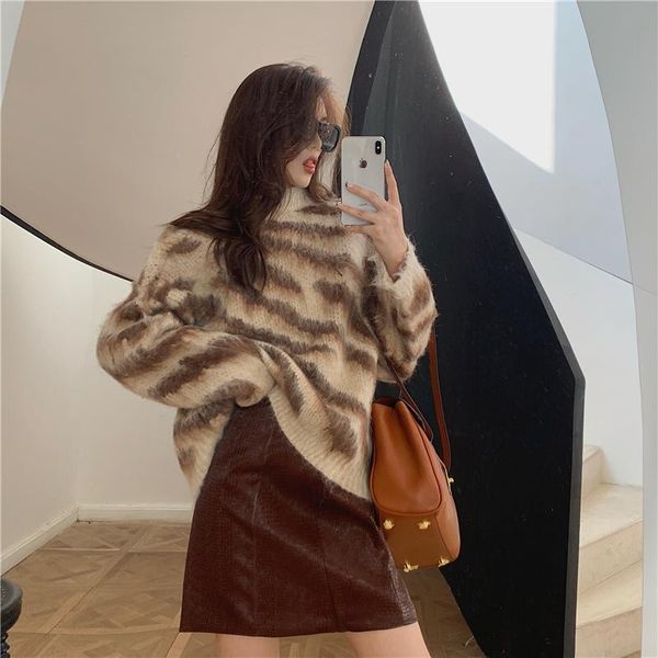 round neck long sleeve pullovers sweater for women zebra brown khaki casual chic elegant mohair, White;black
round neck long sleeve pullovers sweater for women zebra brown khaki casual chic elegant mohair, White;black
