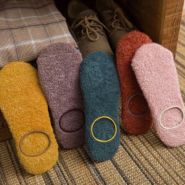 1pair women socks winter floor socks velvet indoor short anti-skid boat solid color warm slipper, Black;white
1pair women socks winter floor socks velvet indoor short anti-skid boat solid color warm slipper, Black;white