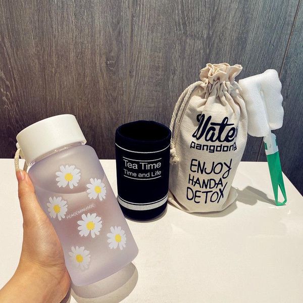 550ml small daisy water bottles bpa creative frosted water bottle with portable rope travel tea cup transparent plastic cup wmtflu
550ml small daisy water bottles bpa creative frosted water bottle with portable rope travel tea cup transparent plastic cup wmtflu