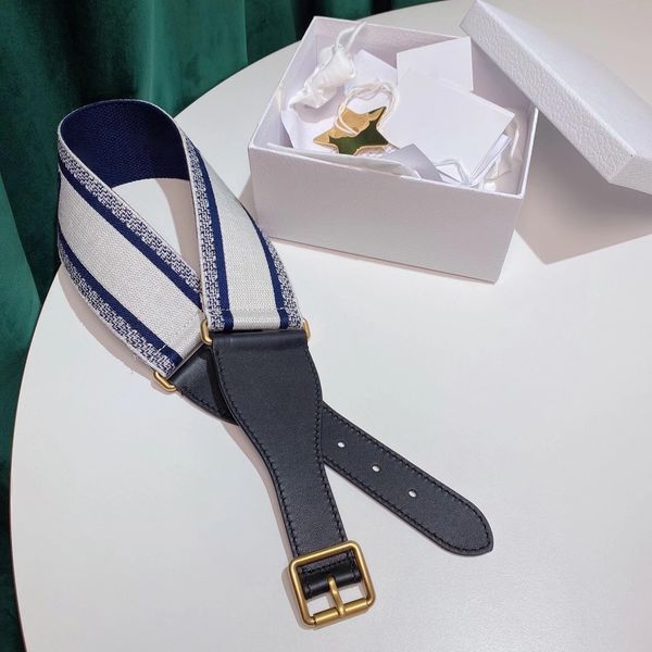 6.5 cm embroidered canvas with genuine leather gold pin buckle women belt with box women designers belts designer belts 02, Black;brown
6.5 cm embroidered canvas with genuine leather gold pin buckle women belt with box women designers belts designer belts 02, Black;brown