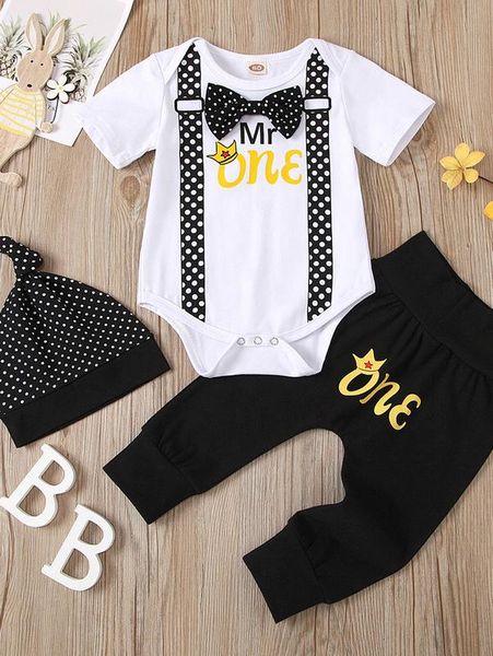 baby bow front letter graphic bodysuit & pants & hat she, White