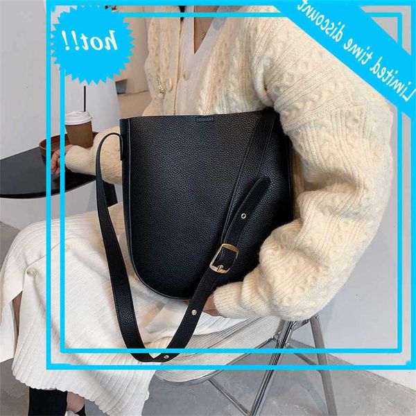 pu learn fashion shoulder bag for women effects color emmer hand simple design messenger crossbody bags women's handbag
pu learn fashion shoulder bag for women effects color emmer hand simple design messenger crossbody bags women's handbag