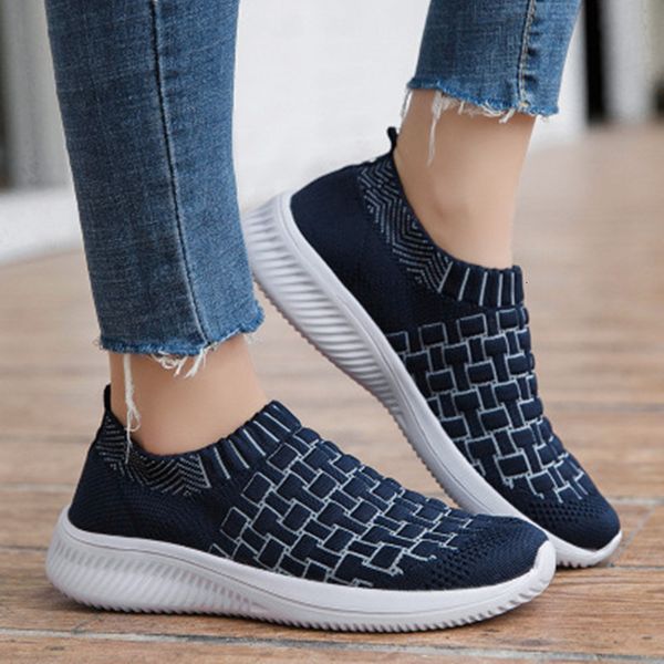 2021 new plus size women sneakers spring breathable summer solid slip on walking ladies sports casual vulcanized shoes juc6, Black
2021 new plus size women sneakers spring breathable summer solid slip on walking ladies sports casual vulcanized shoes juc6, Black